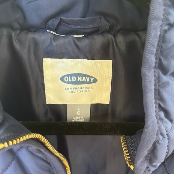 Old navy vest - Picture 2 of 3